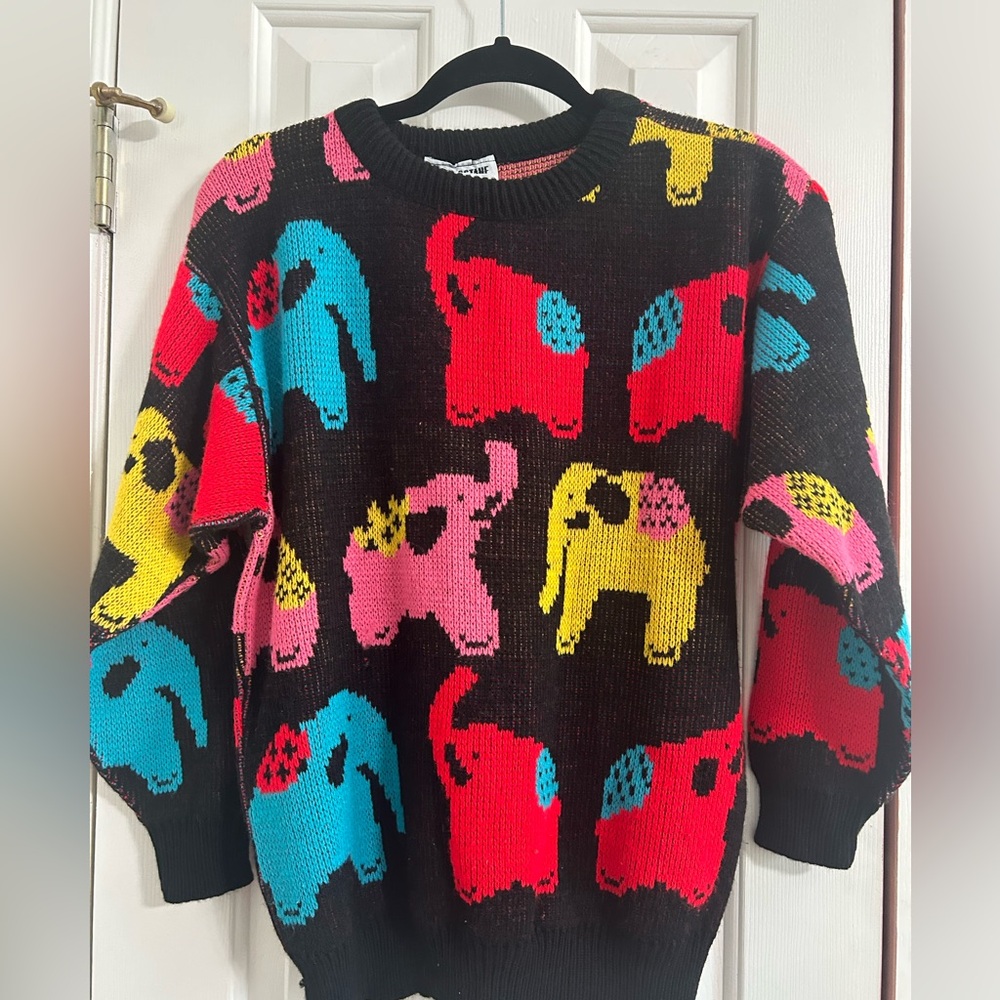 Vintage 80s elephant sweater